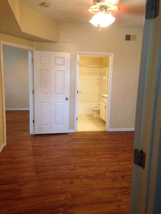 Photo - 2010 E Palm Ave Unidad 15208