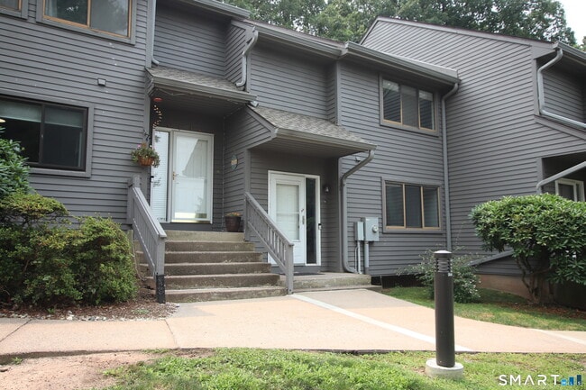 Photo - 156 Conestoga Way Unit 156