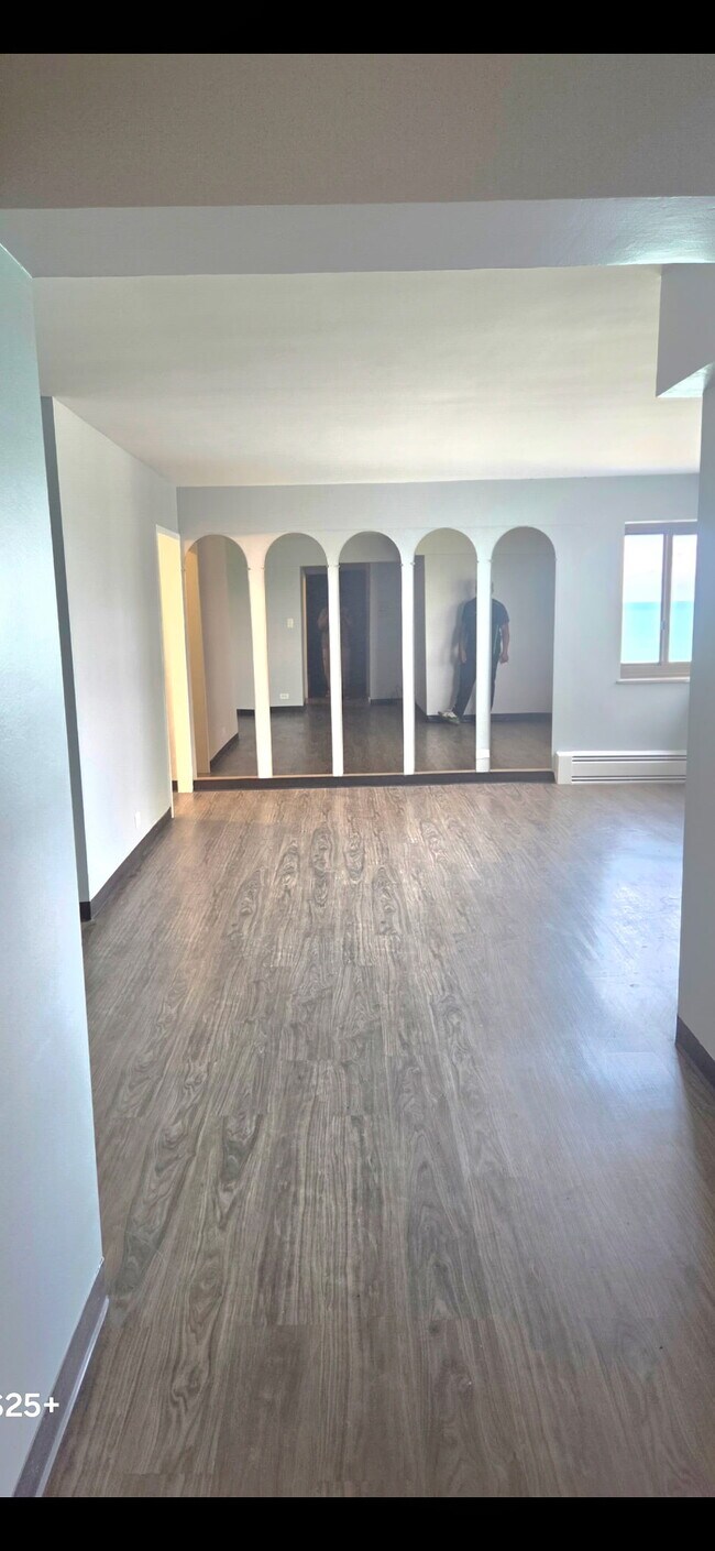 Photo - Lake Terrace Condominiums Unit 1007