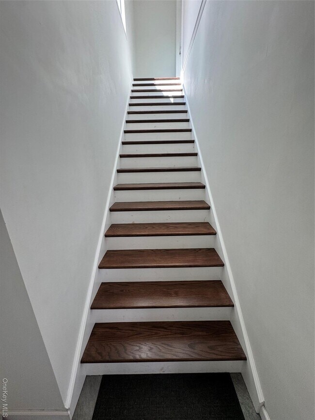 Photo - 88-36 77th St