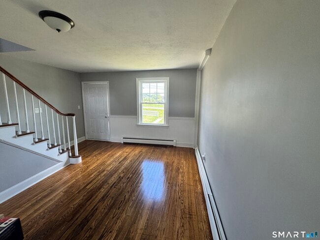 Photo - 405 Wolcott Rd
