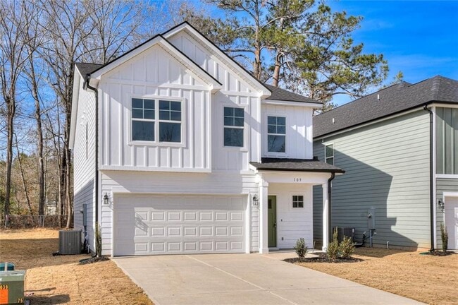 Photo - 109 Essence Dr