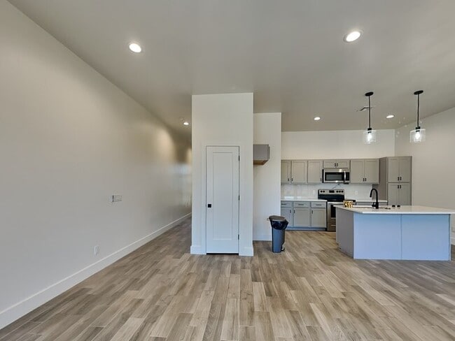 Photo - 217 Wright St