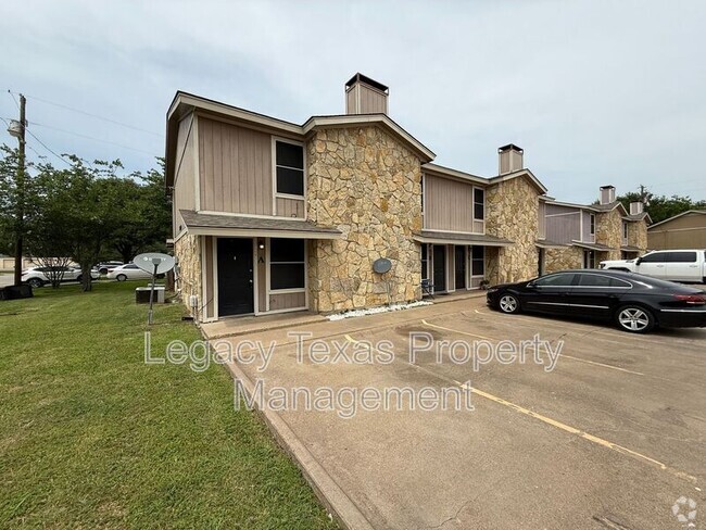 Building Photo - 1610 Sun Valley Dr Rental