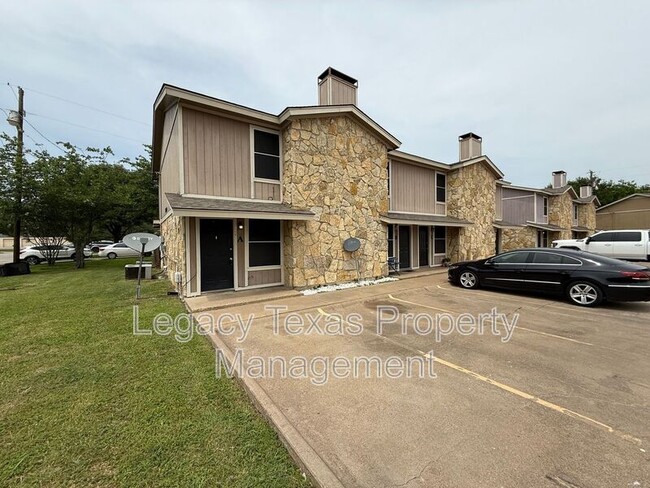 Photo - 1610 Sun Valley Dr Townhome