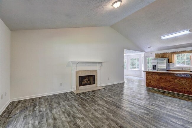 Photo - 9166 Tara Dr SW