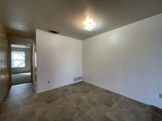 Photo - 201 W Lincoln Ave Unidad 1