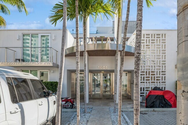 Photo - 1601 West Dr Unit 208