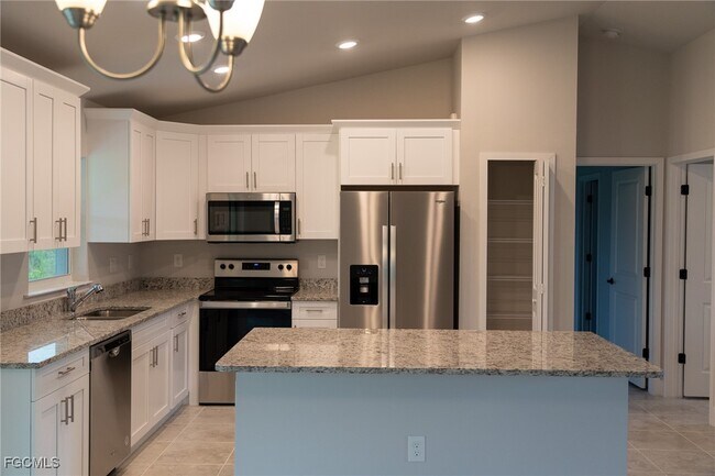 Photo - 409 Moore Ave