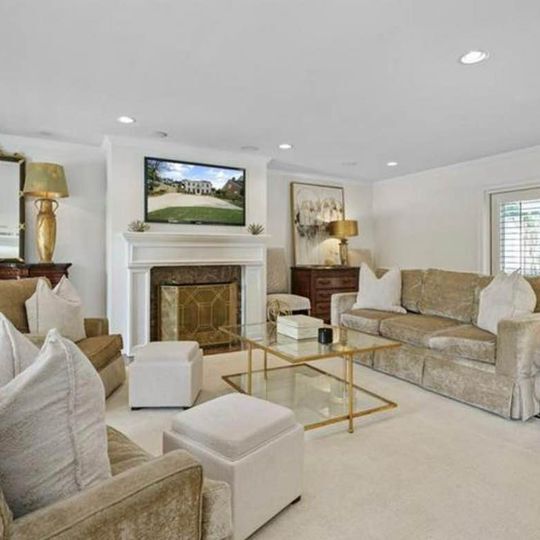 Photo - 314 Wacker Ln N