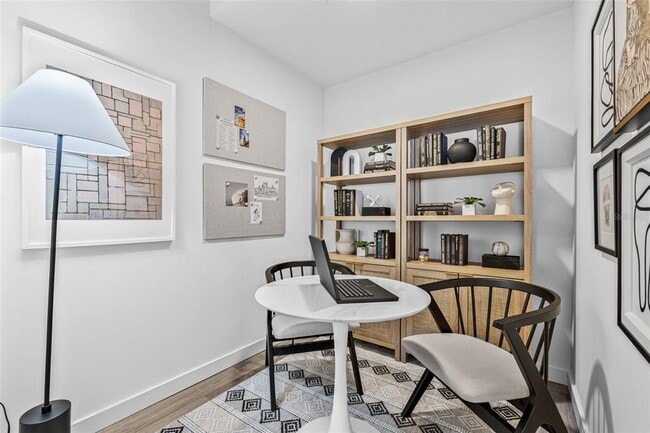 Photo - 221 Main St N Unit 1415