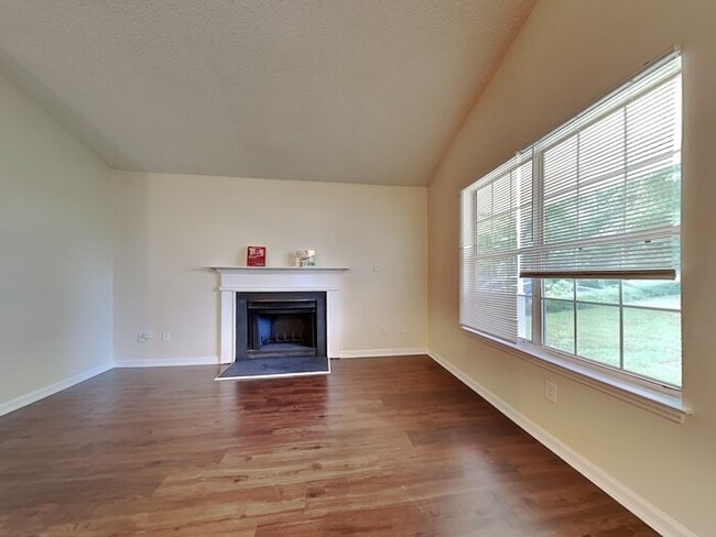 1509 Eagles Landing Dr