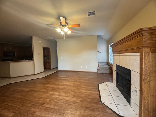 Photo - Great duplex for rent in Moore!