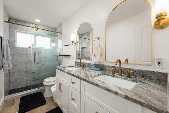 Photo - 3410 Tanglewilde St