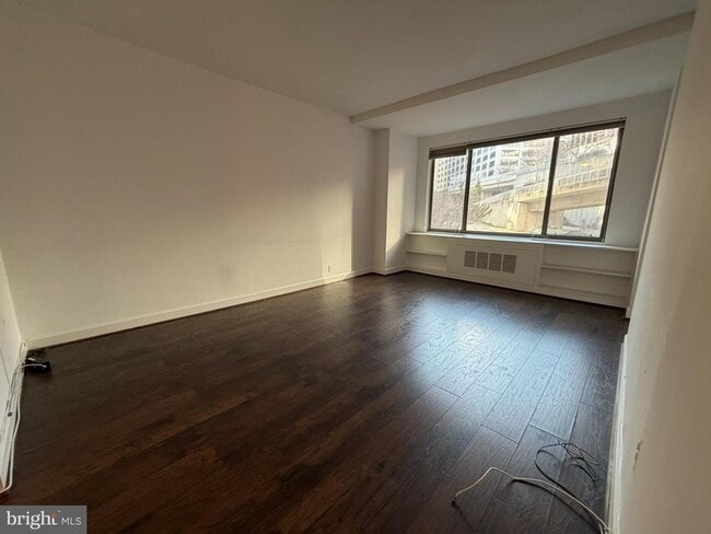 Photo - 1121 Arlington Blvd Unit 120
