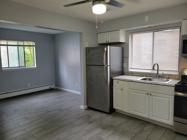 Photo - 17 68th St Unit 8