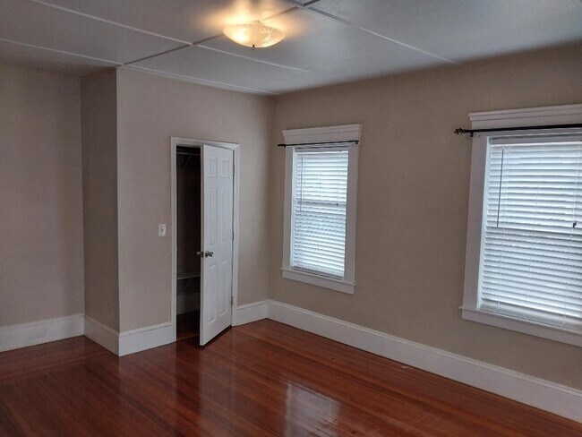 Photo - 43 Sachem St Unit APT1
