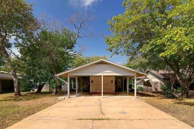 Photo - 8312 Bowling Green Dr Unit 1