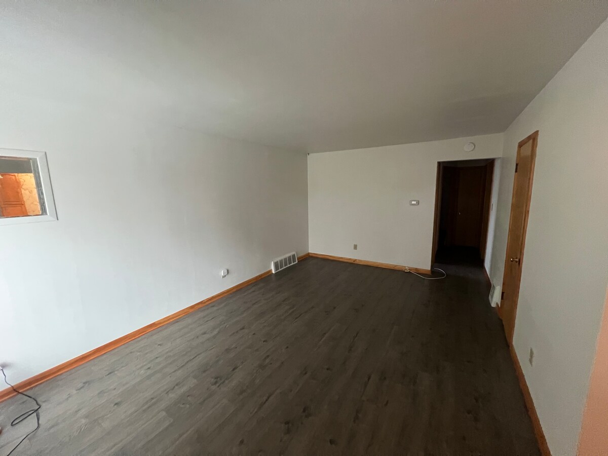 Photo - 9419 Behrwald Ave