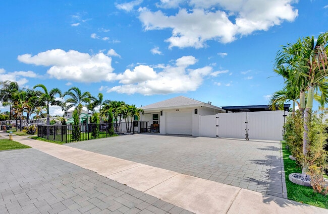 Photo - 413 SW 15th Ave