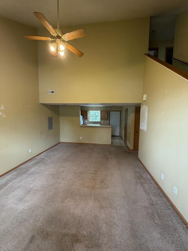 Photo - 104 SouthWoods Court - A