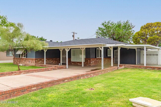 Photo - 7340 N 7th Ave