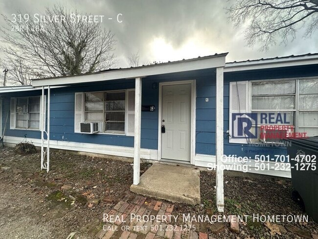 Building Photo - 319 Silver St Unit C