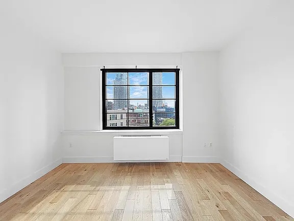 Photo - 27-21 44th Dr