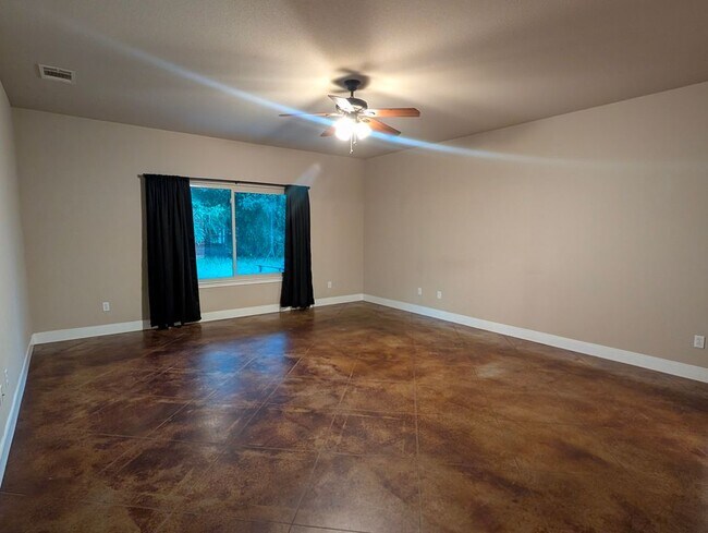 Photo - 178 S Buckhorn Dr
