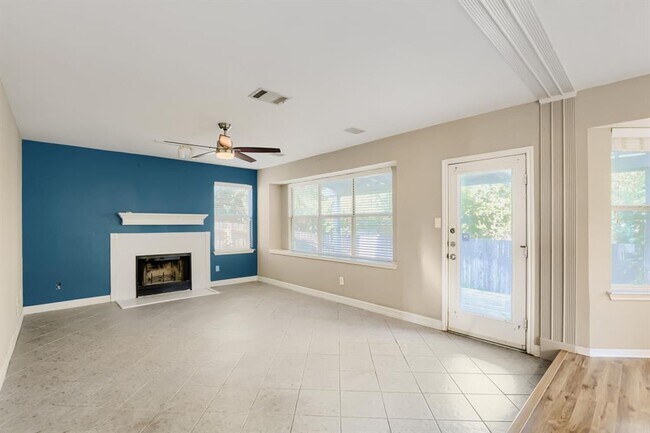 Photo - 17204 Village Glen Rd