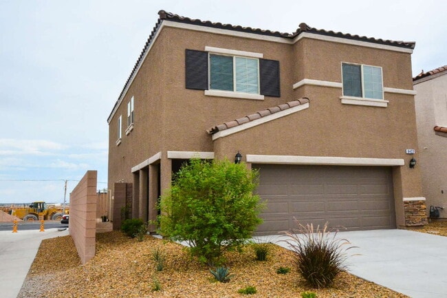 Photo - "Spacious 4-Bedroom Retreat with 2.5 Baths in Vibrant Las Vegas Locale!"