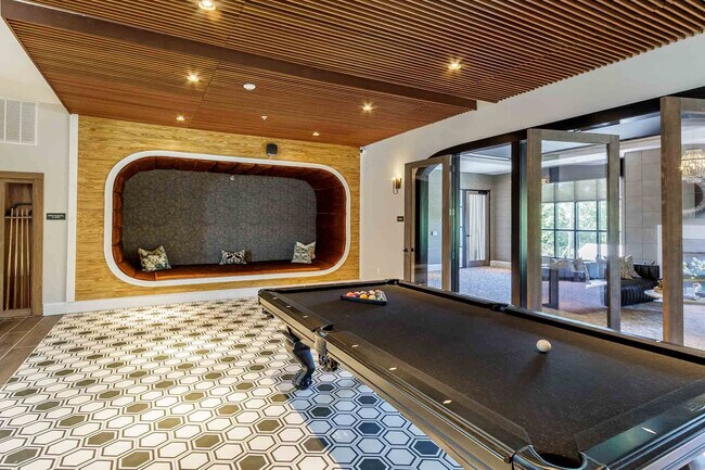 Photo - The Felicity on Perry