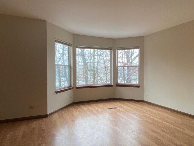 Photo - 34 S Macgillis Dr