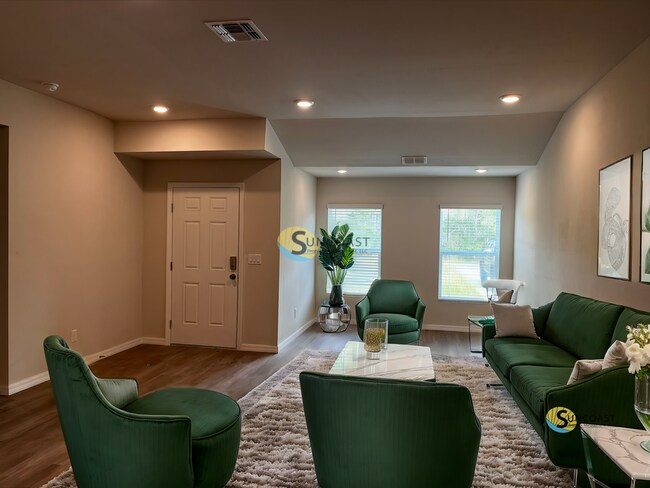 Photo - $500 OFF THE FIRST FULL MONTH