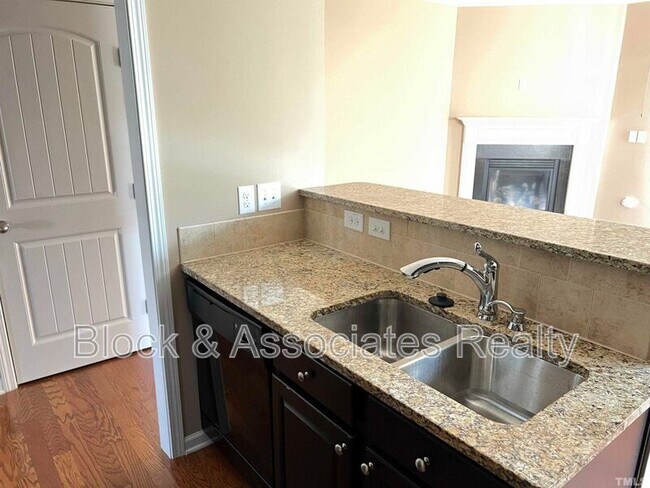 Photo - 200 Breezemont Dr