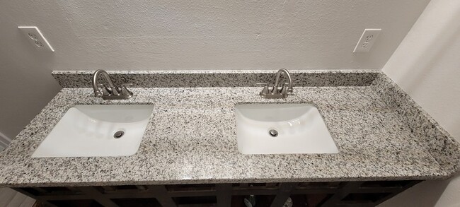 Photo - 230 S Cherry Hill Dr Unit 1