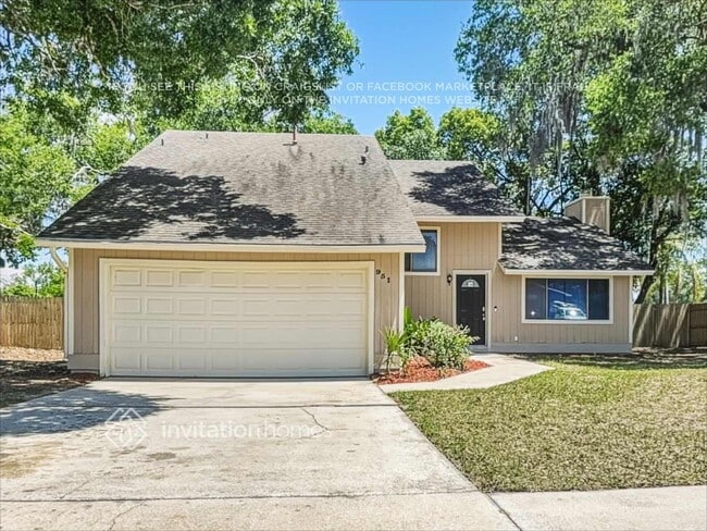 Photo - 951 Waverly Dr