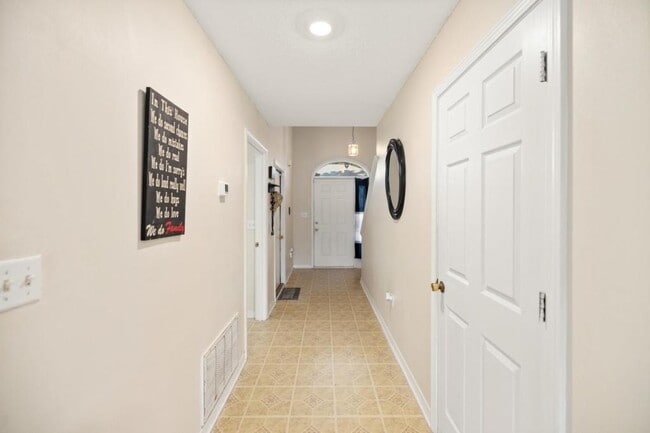 Photo - 134 Noblat Dr