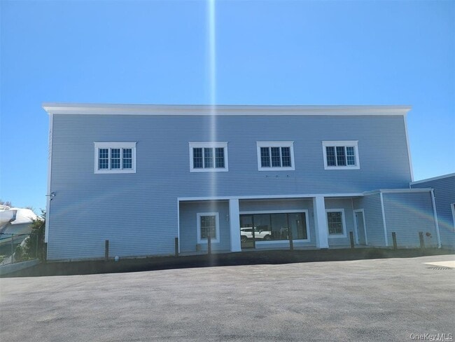 Building Photo - 262 E Main St Unit D Rental