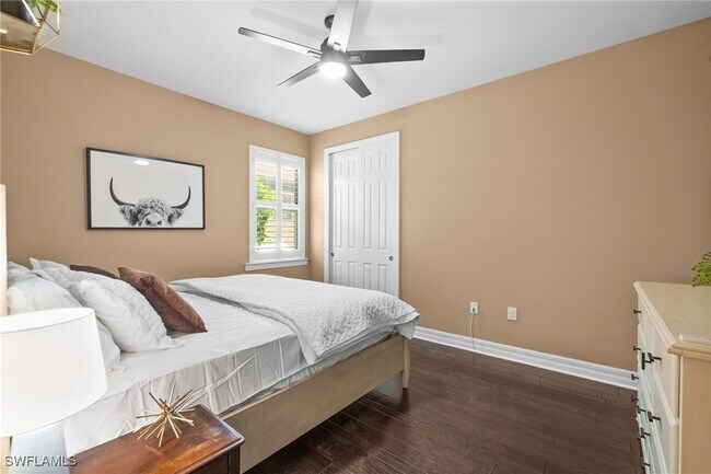 Building Photo - 14750 Laguna Dr