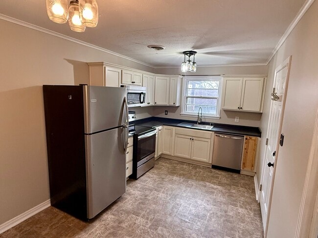 Photo - 909 President Ave