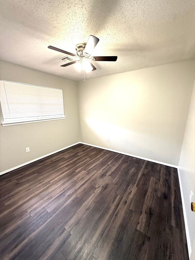 Photo - ** 3 Bed 2 Bath located in Montgomery East ** Call 334-366-9198 to schedule a self tour