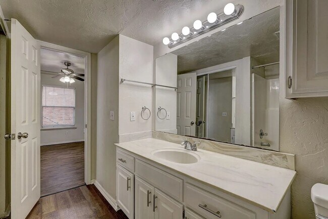 Photo - Modern 1-Bedroom, 1-Bath Apartment in Prime Location! Unit 10