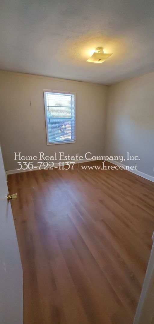 Photo - 1338 Gray Ave NE Unidad 1338-A