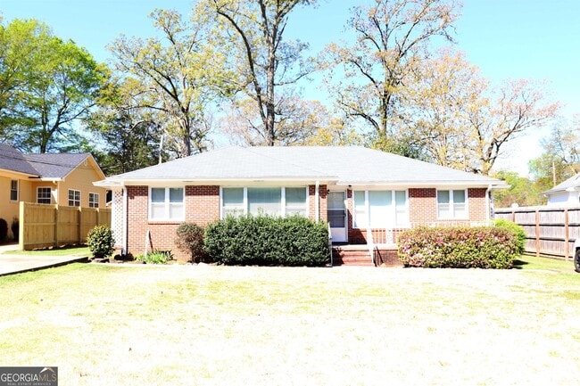 Building Photo - 407 Springdale Dr Rental