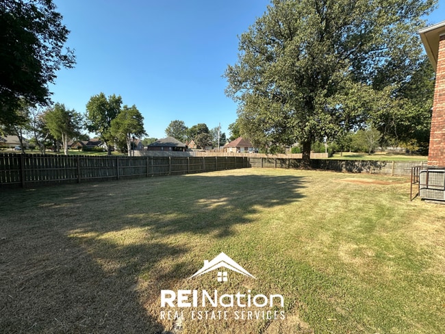Photo - MEMPHIS GEM IN A COVE! 4BR/2.5BA | High Ceilings & Soaking Tub | 2-Car Garage!