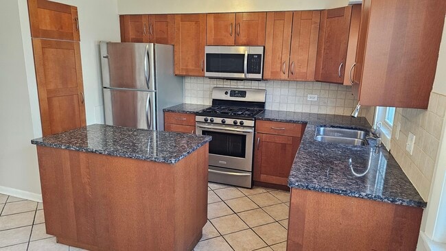 Photo - 1500 W Touhy Ave Unit 2S