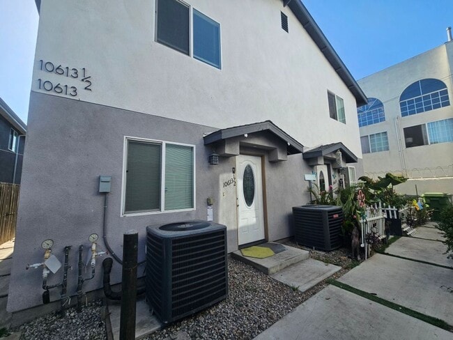 Photo - 10611 S Broadway Unidad BROADWAY (10613 1/2 BS)