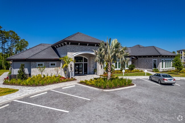 Leasing Office - The Oasis at Manatee River
