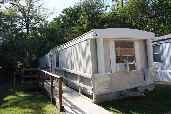 Building Photo - 103 Rice Ct